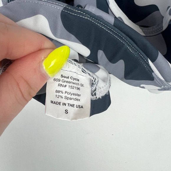 SoulCycle Camo Sports Bra Gray Size Small S EUC L2764 - Picture 8 of 8